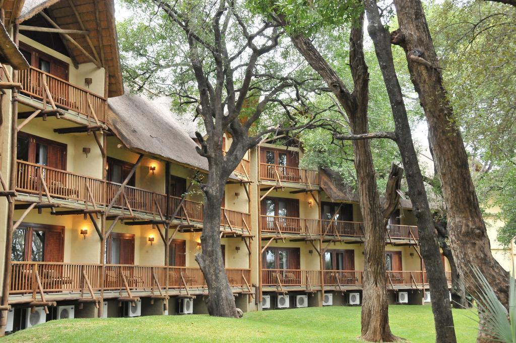 The David Livingstone Safari Lodge & Spa Extérieur photo